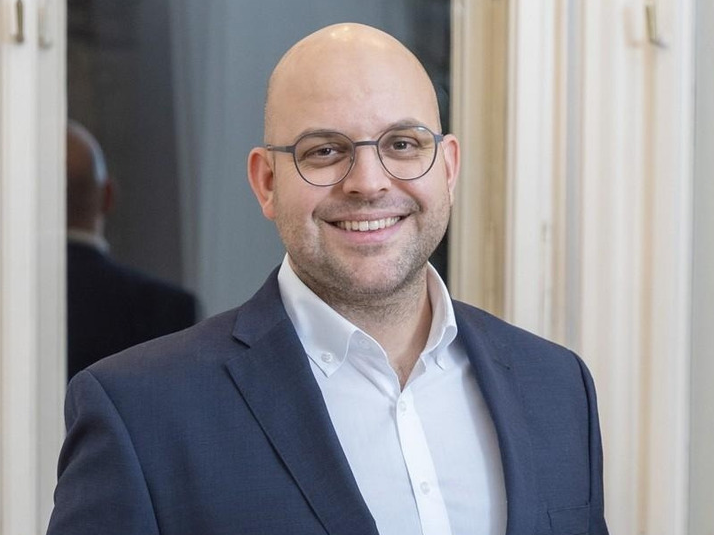 Bild von Philipp Wünscher, Zentrale Koordination grüner  Wasserstoff, Strategie und Business Development 